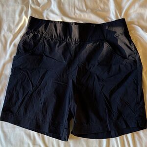 Columbia Women's Dark navy Shorts